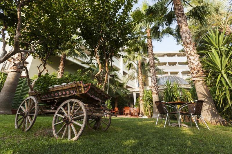 Hotel Seher Kumkoy Star And 4*